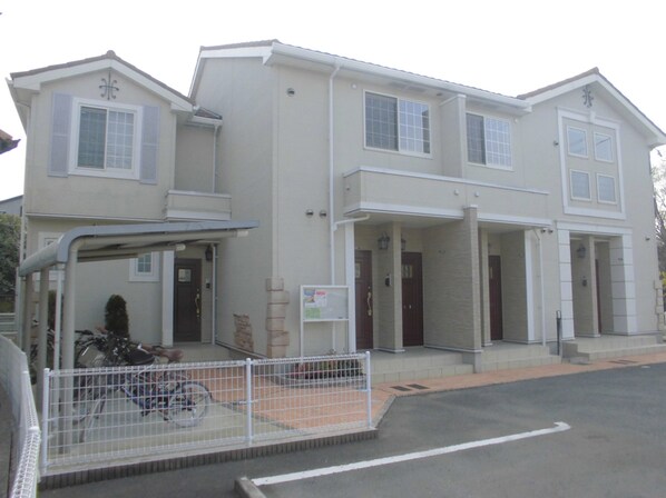 ラペッシェSの物件外観写真